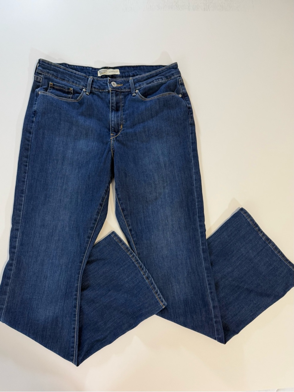Levi Strauss Signature Mid Rise Bootcut Size 12L